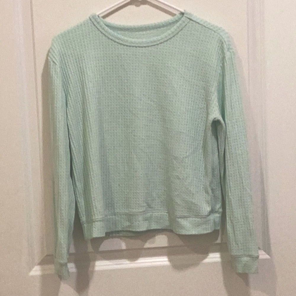 Mint green waffle-knit long sleeve, XL, soft and comfy, perfect for layering!